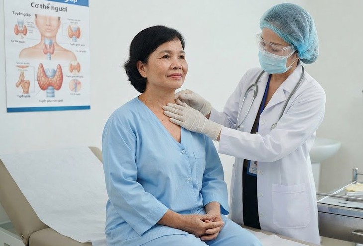 5 lưu ý khi uống levothyroxine sau phẫu thuật tuyến giáp - Ảnh 1.