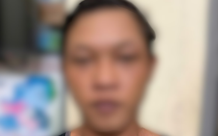 Mẹ 'sốc nặng' khi nhận được ảnh khỏa thân của con gái 14 tuổi từ người lạ- Ảnh 2.