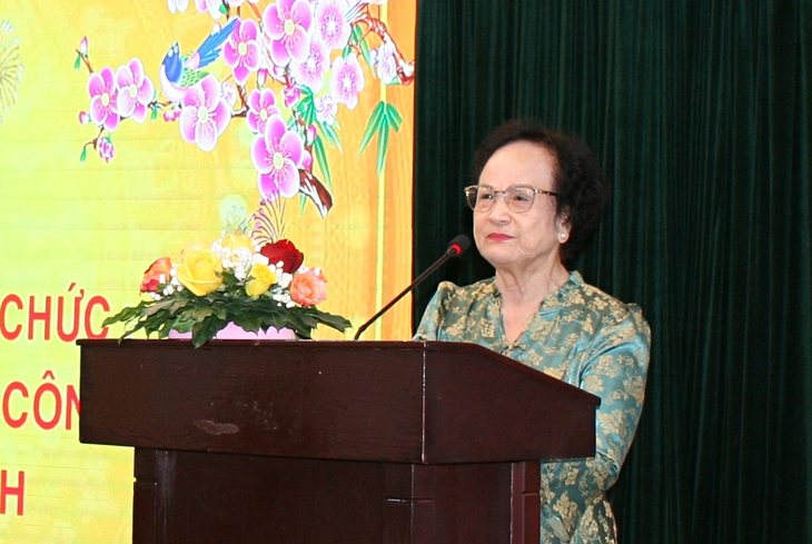 Bộ Y tế gặp gỡ, thăm hỏi và chúc Tết các cán bộ lão thành ngành Y tế - Ảnh 3. Bộ Y tế gặp gỡ, thăm hỏi và chúc Tết các cán bộ lão thành ngành Y tế - Ảnh 3.