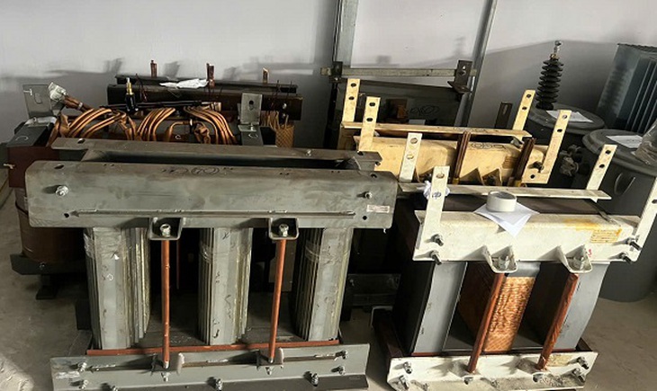 Triệt phá đường dây sản xuất, buôn bán máy biến áp giả trị giá hơn 20 tỷ đồng- Ảnh 3. Triệt phá đường dây sản xuất, buôn bán máy biến áp giả trị giá hơn 20 tỷ đồng- Ảnh 3.
