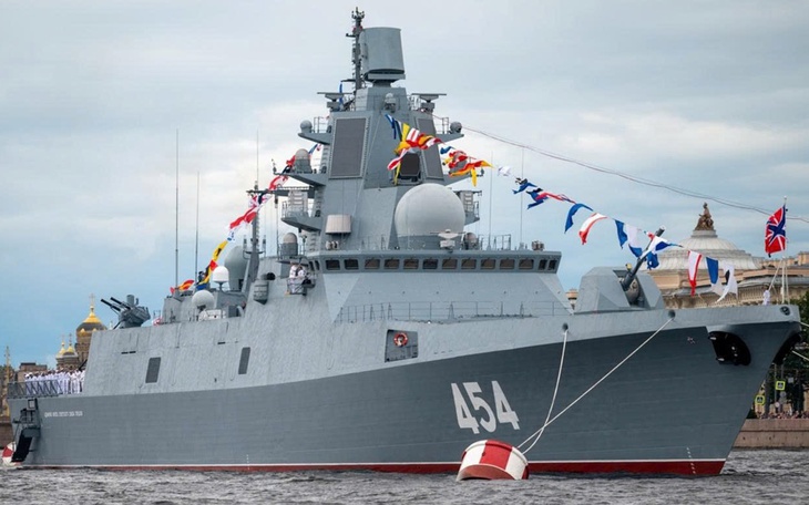 Ukraine 'chọc mù mắt' tàu trinh sát Nga trên Biển Đen thế nào?- Ảnh 2.