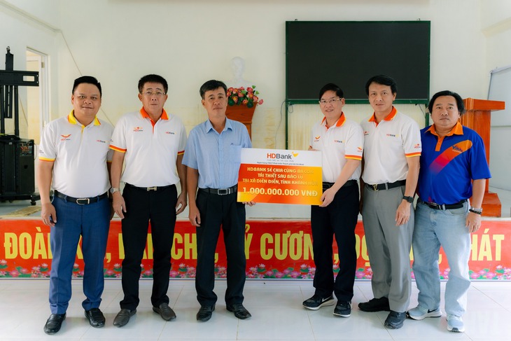 HDBank đẩy mạnh gói vay ưu đãi 12.000 tỷ đồng, đồng hành với người dân Đắk Lắk và Khánh Hoà, Gia Lai phục hồi sau lũ, an tâm đón Tết- Ảnh 3.