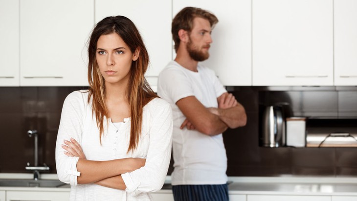 Đâu là ranh giới giữa quan tâm và kiểm soát trong hôn nhân?- Ảnh 3. Đâu là ranh giới giữa quan tâm và kiểm soát trong hôn nhân?- Ảnh 3.