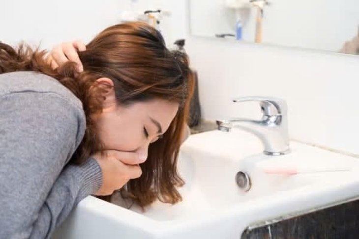 Ngộ độc thực phẩm, rượu bia gia tăng dịp Tết: Chuyên gia cảnh báo không chủ quan- Ảnh 3.