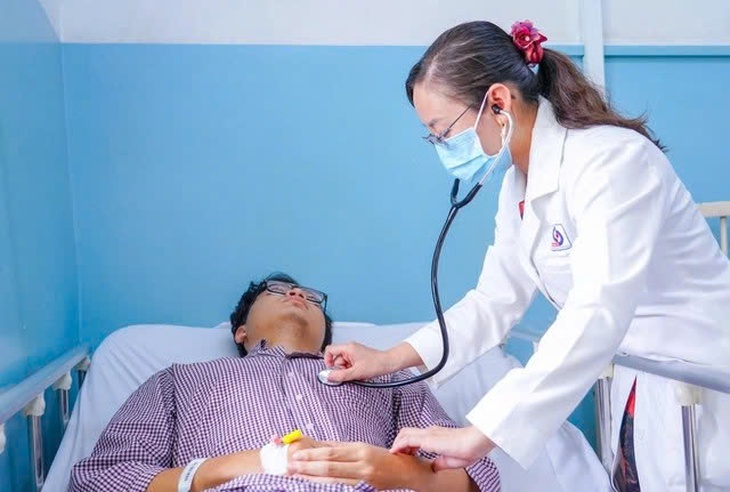 Ngộ độc thực phẩm, rượu bia gia tăng dịp Tết: Chuyên gia cảnh báo không chủ quan- Ảnh 4.