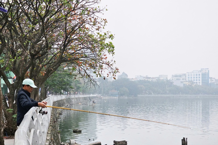 Miền Bắc tăng nhiệt hửng nắng, sương mù chỉ còn vào sáng sớm- Ảnh 1. Miền Bắc tăng nhiệt hửng nắng, sương mù chỉ còn vào sáng sớm- Ảnh 1.