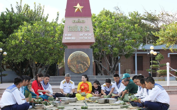 Sôi nổi ra quân huấn luyện năm 2026 trên các đảo ở Trường Sa- Ảnh 4.