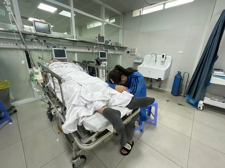 Thực hiện gần 3.000 ca phẫu thuật trong 1 ngày Tết- Ảnh 1.