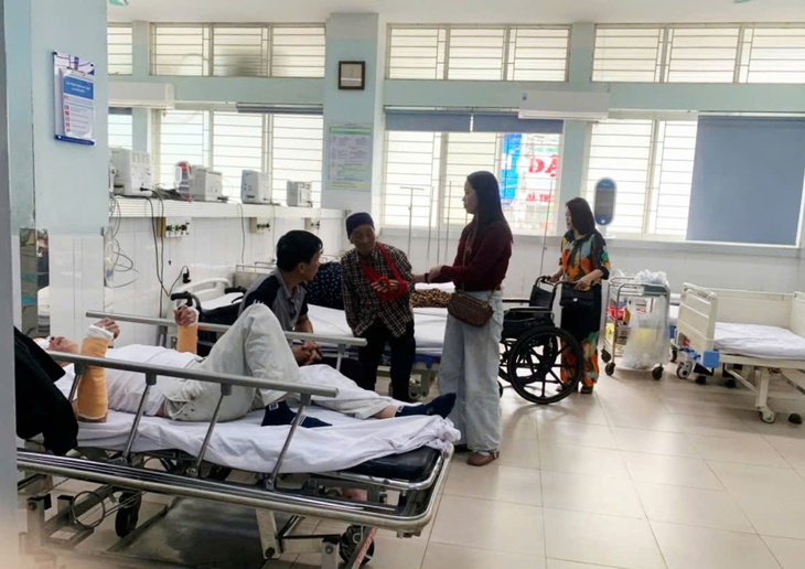 Hải Phòng ghi nhận nhiều ca cấp cứu đêm giao thừa Tết 2026- Ảnh 1.