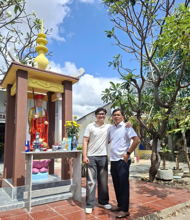 Du xuân thăm ngôi chùa làm bằng vỏ ốc độc đáo ở miền Trung- Ảnh 8. Du xuân thăm ngôi chùa làm bằng vỏ ốc độc đáo ở miền Trung- Ảnh 8.
