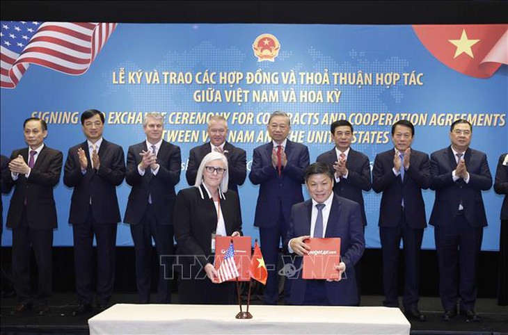 Tổng Bí thư chứng kiến lễ ký và trao các thoả thuận hợp tác giữa Việt Nam và Hoa Kỳ- Ảnh 1. Tổng Bí thư chứng kiến lễ ký và trao các thoả thuận hợp tác giữa Việt Nam và Hoa Kỳ- Ảnh 1.