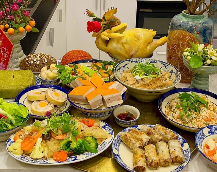 Dinh dưỡng, an toàn và đủ đầy từ mâm cơm ngày Tết- Ảnh 1.