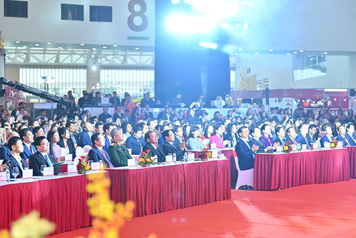 Thủ tướng Phạm Minh Chính dự Lễ khai mạc Hội chợ Mùa Xuân 2026- Ảnh 3. Thủ tướng Phạm Minh Chính dự Lễ khai mạc Hội chợ Mùa Xuân 2026- Ảnh 3.
