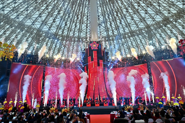 Thủ tướng: Hội chợ Mùa Xuân 2026 là 'bước chạy đà' bứt phá cho kinh tế năm mới- Ảnh 4. Thủ tướng: Hội chợ Mùa Xuân 2026 là 'bước chạy đà' bứt phá cho kinh tế năm mới- Ảnh 4.