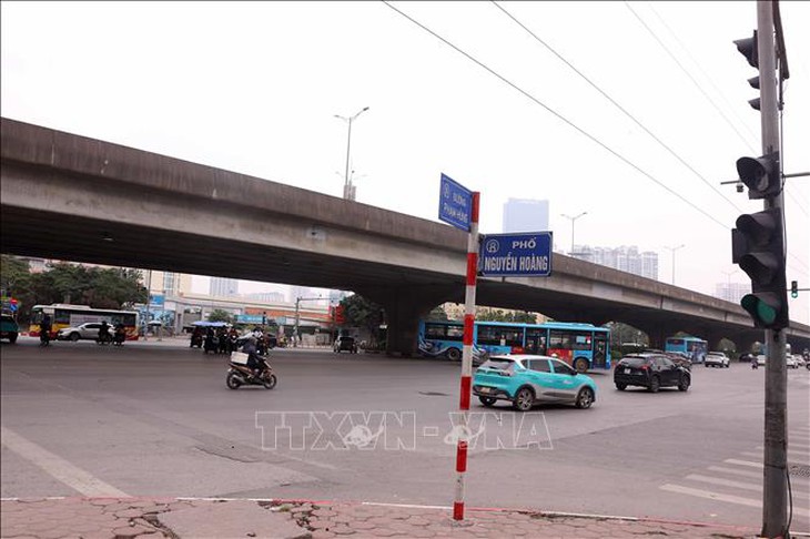 Giao thông Thủ đô Hà Nội thông thoáng trong ngày mùng 5 Tết- Ảnh 1. Giao thông Thủ đô Hà Nội thông thoáng trong ngày mùng 5 Tết- Ảnh 1.