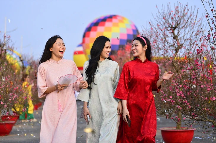 Miền Bắc nắng ấm ngày mùng 6 Tết trước khi đón không khí lạnh kèm mưa- Ảnh 1. Miền Bắc nắng ấm ngày mùng 6 Tết trước khi đón không khí lạnh kèm mưa- Ảnh 1.