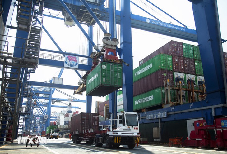 Bức tranh lương 2026: Khu vực công tăng mạnh phụ cấp, doanh nghiệp phân hóa sâu- Ảnh 3.