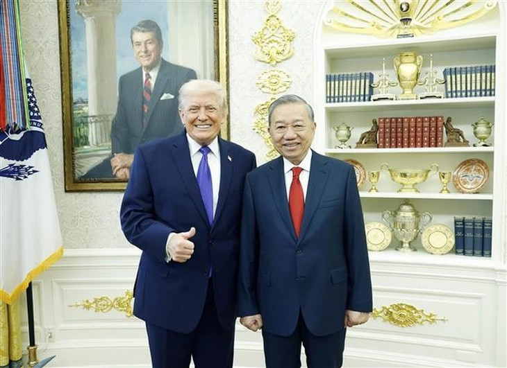 Tổng Bí thư Tô Lâm gặp Tổng thống Hoa Kỳ Donald Trump- Ảnh 3. Tổng Bí thư Tô Lâm gặp Tổng thống Hoa Kỳ Donald Trump- Ảnh 3.