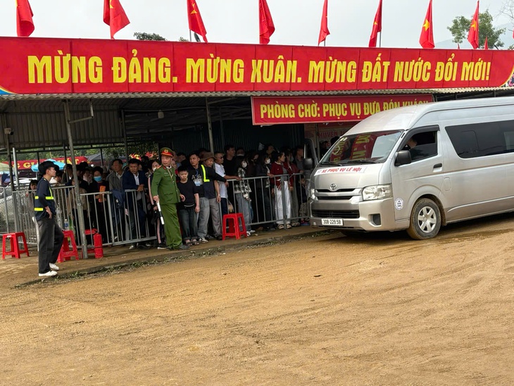 ‘Huyệt đạo’ thiêng trên đỉnh Ngàn Nưa khoác lên mình diện mạo mới- Ảnh 7. ‘Huyệt đạo’ thiêng trên đỉnh Ngàn Nưa khoác lên mình diện mạo mới- Ảnh 7.