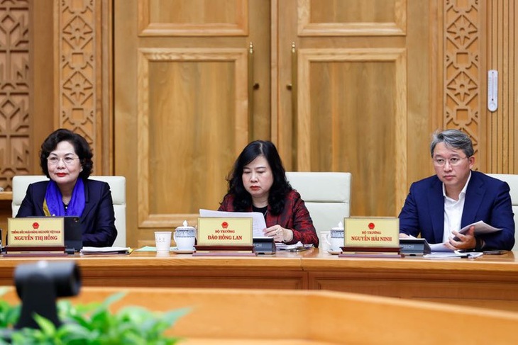 Thủ tướng: 'Ăn Tết gọn, làm việc sớm, vào việc ngay'- Ảnh 6.