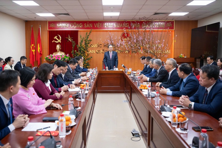 Chủ tịch Quốc hội: Bảo đảm an ninh tuyệt đối cho bầu cử ĐBQH khóa XVI- Ảnh 1. Chủ tịch Quốc hội: Bảo đảm an ninh tuyệt đối cho bầu cử ĐBQH khóa XVI- Ảnh 1.