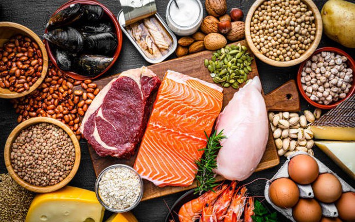 Uống thuốc ‘gia truyền’ mua trên mạng, người đàn ông bị Gút cấp nặng- Ảnh 2.