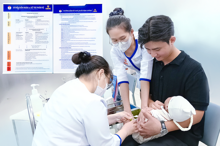 Việt Nam có dây chuyền sản xuất vaccine sử dụng robot hiện đại bậc nhất- Ảnh 3. Việt Nam có dây chuyền sản xuất vaccine sử dụng robot hiện đại bậc nhất- Ảnh 3.