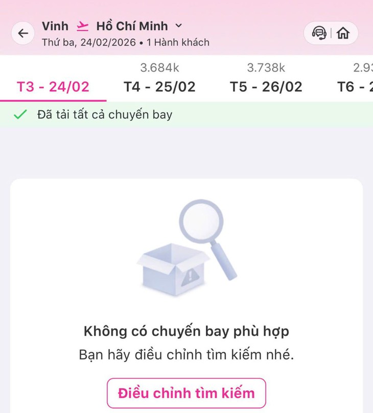 Dòng người trở lại TP Hồ Chí Minh tăng cao, vé máy bay khan hiếm cục bộ- Ảnh 2.