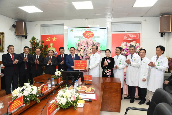 Bệnh viện Đa khoa TP Vinh tiên phong chuyển đổi số, tạo nền tảng phát triển bền vững- Ảnh 6. Bệnh viện Đa khoa TP Vinh tiên phong chuyển đổi số, tạo nền tảng phát triển bền vững- Ảnh 6.