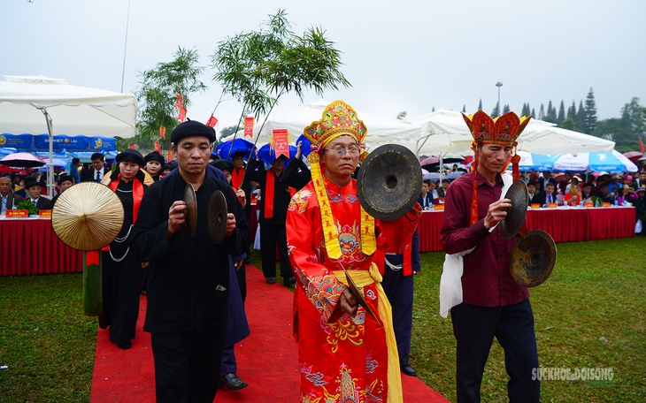 Lễ hội xuống đồng nơi "Thủ đô gió ngàn"
