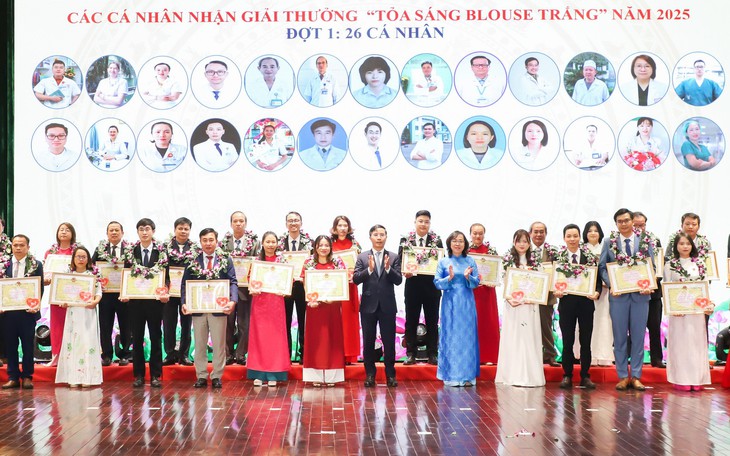 50 tác phẩm được đề xuất trao Giải thưởng Sách Quốc gia lần thứ VIII- Ảnh 3.
