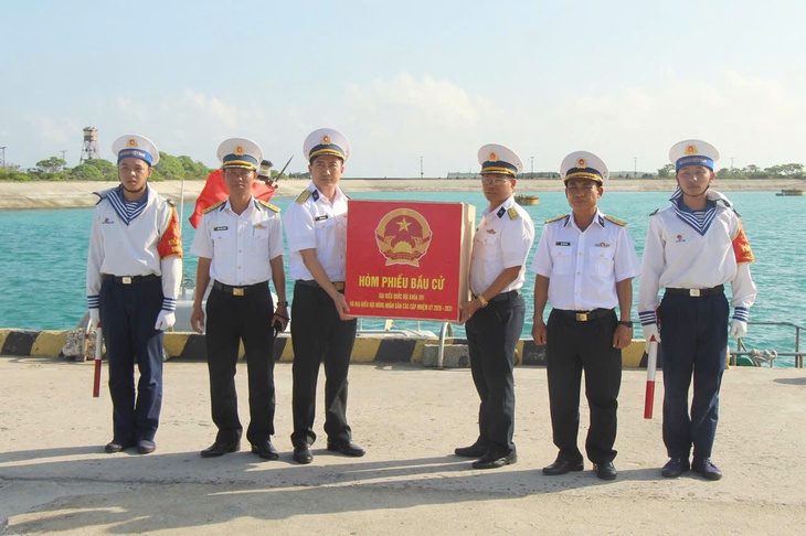Đặc khu Trường Sa sẵn sàng cho công tác bầu cử- Ảnh 1.