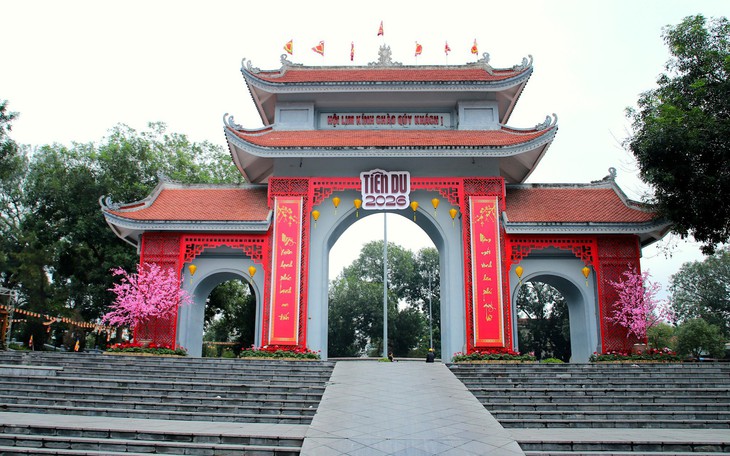 Phó Thủ tướng Nguyễn Chí Dũng dự Lễ hội 'Vạn Xuân khai quốc'- Ảnh 4.
