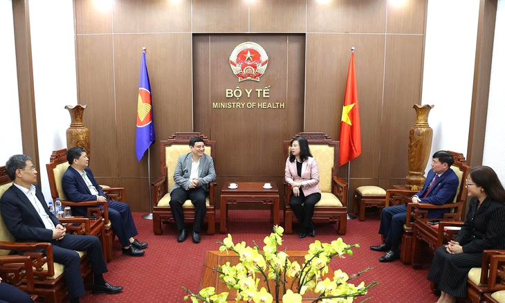 Chủ nhiệm Ủy ban Văn hóa và Xã hội của Quốc hội chúc mừng Bộ Y tế nhân Ngày Thầy thuốc Việt Nam- Ảnh 1. Chủ nhiệm Ủy ban Văn hóa và Xã hội của Quốc hội chúc mừng Bộ Y tế nhân Ngày Thầy thuốc Việt Nam- Ảnh 1.