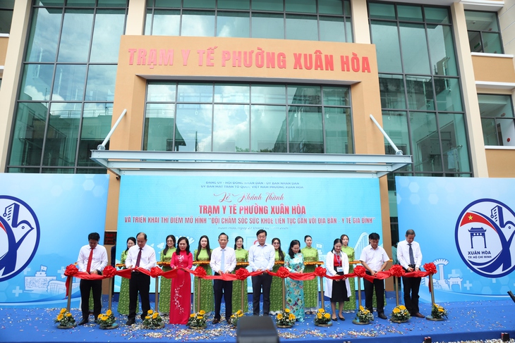 TPHCM thí điểm 6 đội chăm sóc sức khỏe liên tục theo mô hình y tế gia đình- Ảnh 3. TPHCM thí điểm 6 đội chăm sóc sức khỏe liên tục theo mô hình y tế gia đình- Ảnh 3.