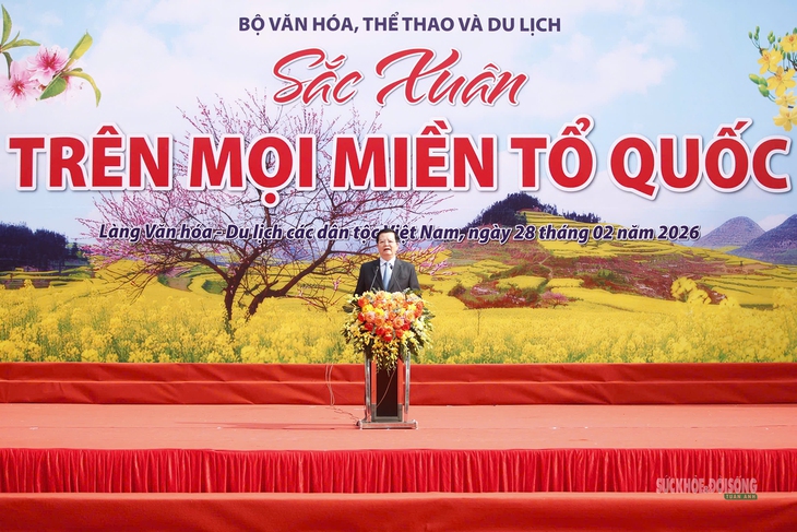 Phó Thủ tướng Mai Văn Chính dự Ngày hội "Sắc Xuân trên mọi miền Tổ quốc" 2026- Ảnh 1. Phó Thủ tướng Mai Văn Chính dự Ngày hội "Sắc Xuân trên mọi miền Tổ quốc" 2026- Ảnh 1.
