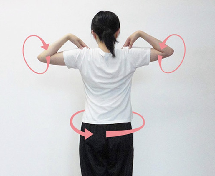 Bài giãn cơ buổi sáng 15 phút tăng cường lưu thông máu, giảm căng cơ- Ảnh 1.