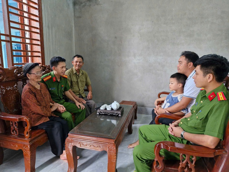 Lời hứa với mẹ và hành trình nửa thế kỷ tìm em trai liệt sĩ- Ảnh 2. Lời hứa với mẹ và hành trình nửa thế kỷ tìm em trai liệt sĩ- Ảnh 2.