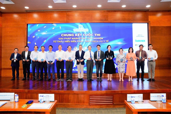 Hơn 350 y bác sĩ cùng xây dựng giải pháp marketing trải nghiệm, hướng đến nâng cao trải nghiệm người bệnh và phát triển dịch vụ y tế- Ảnh 1.