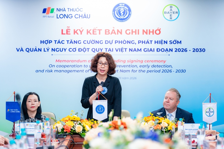 Long Châu và Bayer trở thành đối tác chiến lược 5 năm của Cục Phòng bệnh - Bộ Y tế,  trong Chương trình quốc gia phòng, chống và quản lý đột quỵ- Ảnh 2.