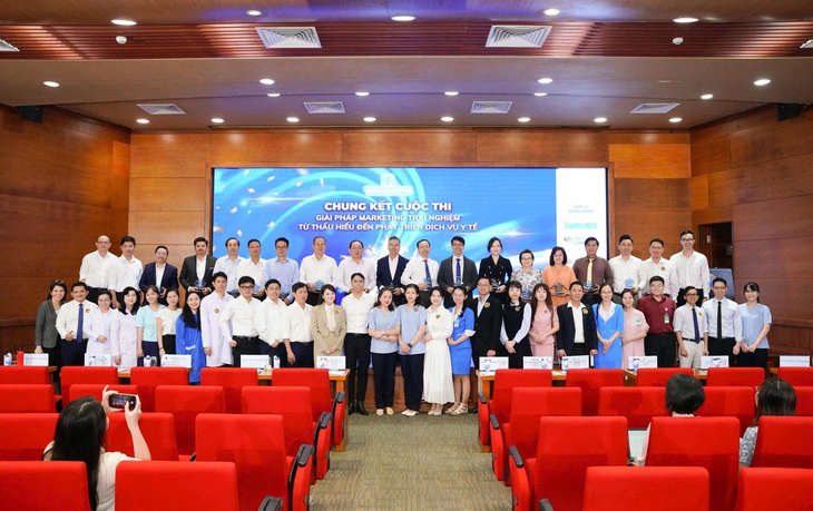 Hơn 350 y bác sĩ cùng xây dựng giải pháp marketing trải nghiệm, hướng đến nâng cao trải nghiệm người bệnh và phát triển dịch vụ y tế- Ảnh 4.
