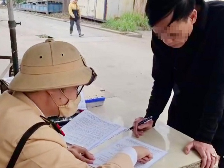 Phạt hơn 60 triệu đồng vì cơi nới thùng xe tải- Ảnh 2.