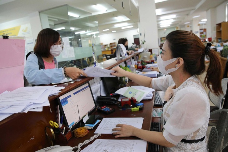 Thành tích để xét nâng lương trước hạn được tính từ ngày nào?- Ảnh 1.
