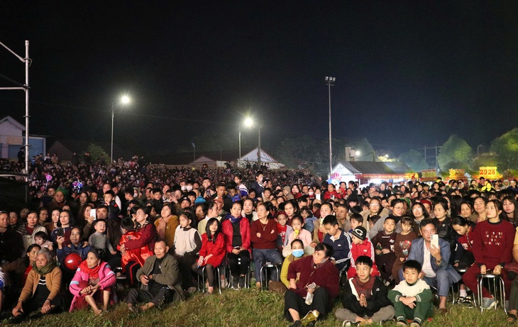 Nghệ An chăm lo Tết vùng cao: Rà soát từng hộ, bảo đảm mọi nhà đều có quà Xuân- Ảnh 4.