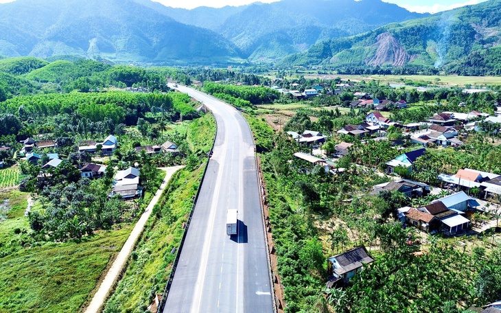 Phương án tổ chức giao thông cao tốc La Sơn - Hòa Liên dịp Tết