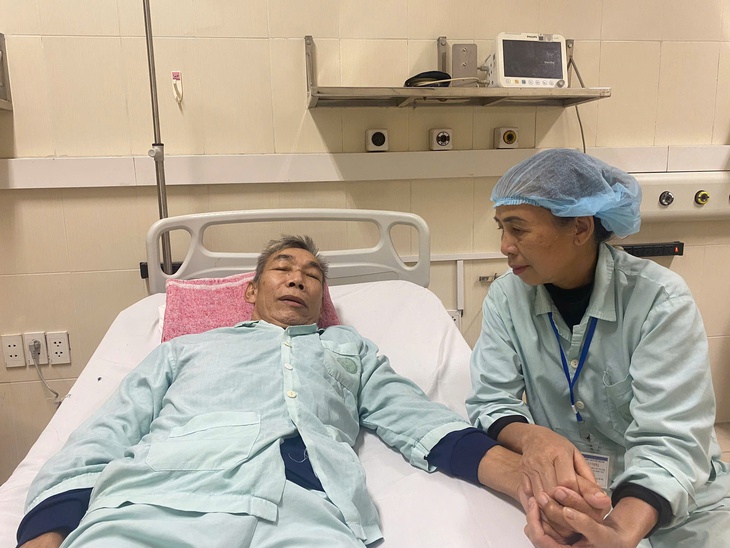 Nỗi lo chồng chất của gia đình người đàn ông dân tộc Mường bị suy tim- Ảnh 1.