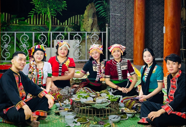 Ẩm thực người Thái miền Tây xứ Nghệ, vị thuốc trong từng món ăn- Ảnh 1. Ẩm thực người Thái miền Tây xứ Nghệ, vị thuốc trong từng món ăn- Ảnh 1.