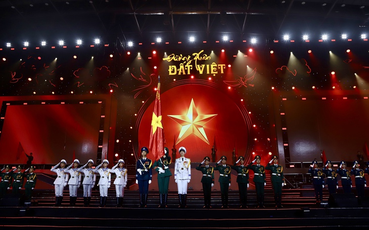 Đại tướng Phan Văn Giang chúc Tết cán bộ, chiến sĩ và nhân dân Trường Sa- Ảnh 1.