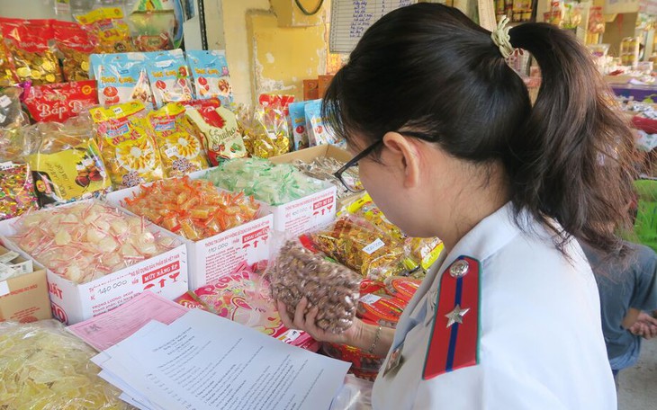 Giám đốc Sở ATTP TPHCM: 'Phòng ngừa từ sớm, từ xa, tất cả vì một mùa Tết an toàn, trọn vẹn'- Ảnh 4.