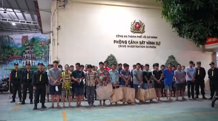 TPHCM liên tiếp triệt phá các tụ điểm cờ bạc, bắt giữ 83 đối tượng- Ảnh 2.
